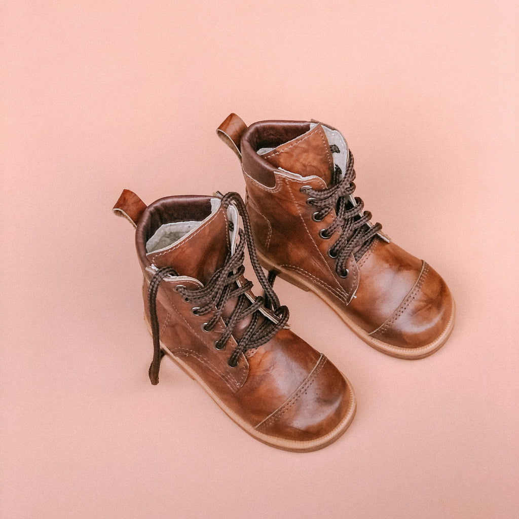 Soles Shoes Ezra Boots - Brown
